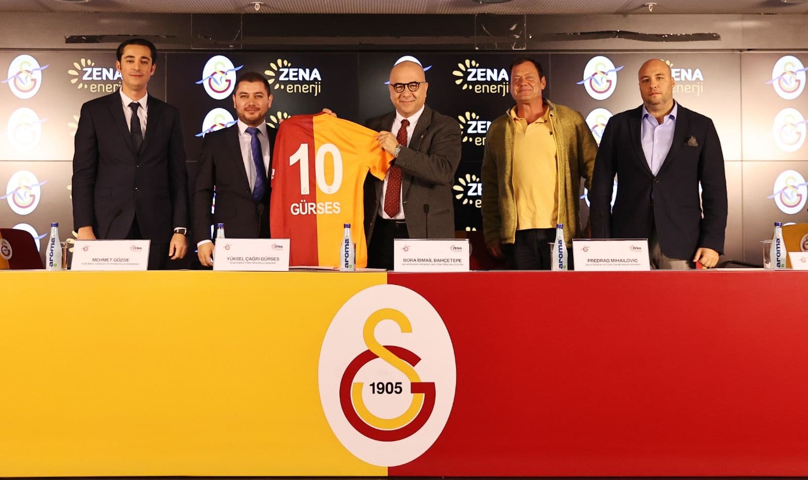 Galatasaray Kadın Sutopu Takımı ile 3 yıllık sponsorluk anlaşması yaptık.